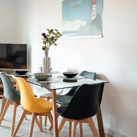 Apartment Down Center - Incroyable Vue Proche