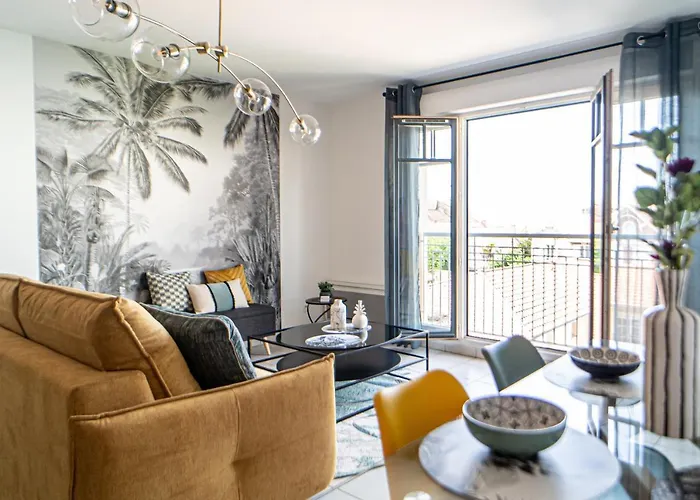 Down Center - Incroyable Vue Proche Apartment